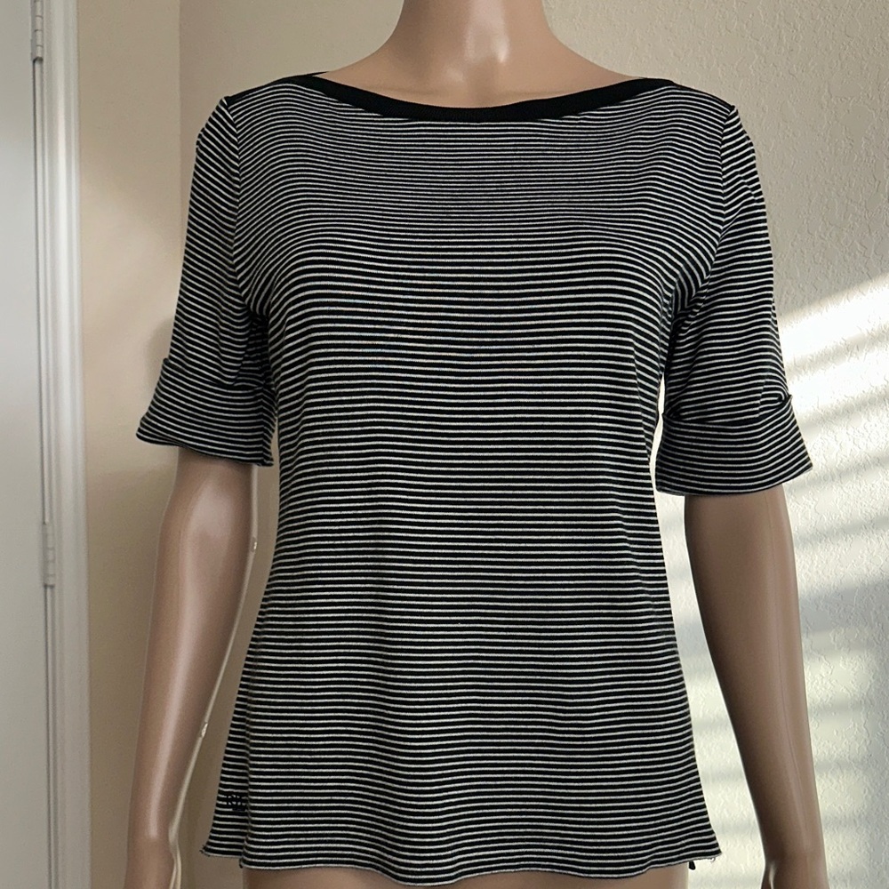 Lauren Ralph Lauren Black and White Striped Short Sleeve Top Size Medium.